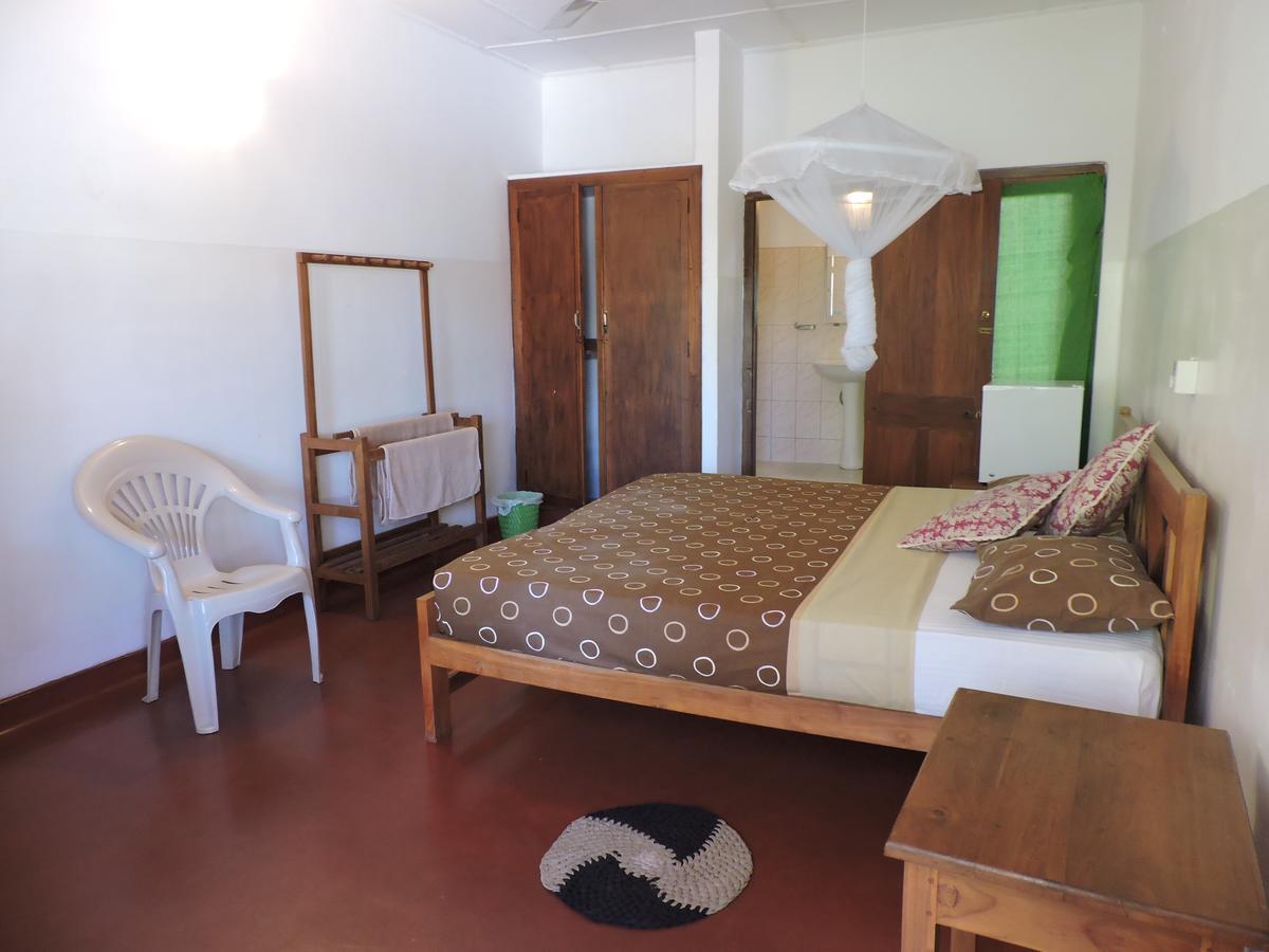 Hotel Mango Garden Kandy Bagian luar foto