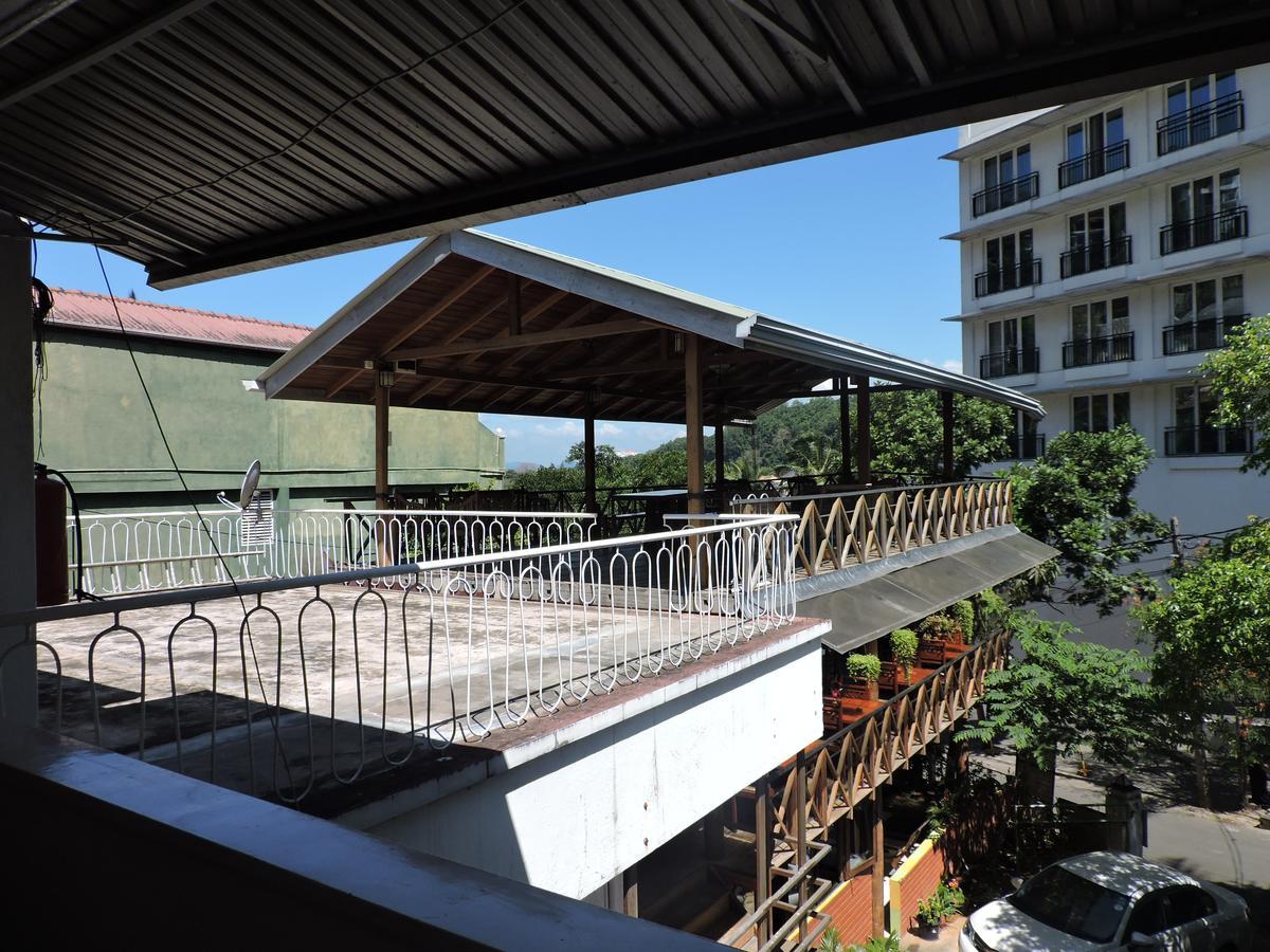 Hotel Mango Garden Kandy Bagian luar foto