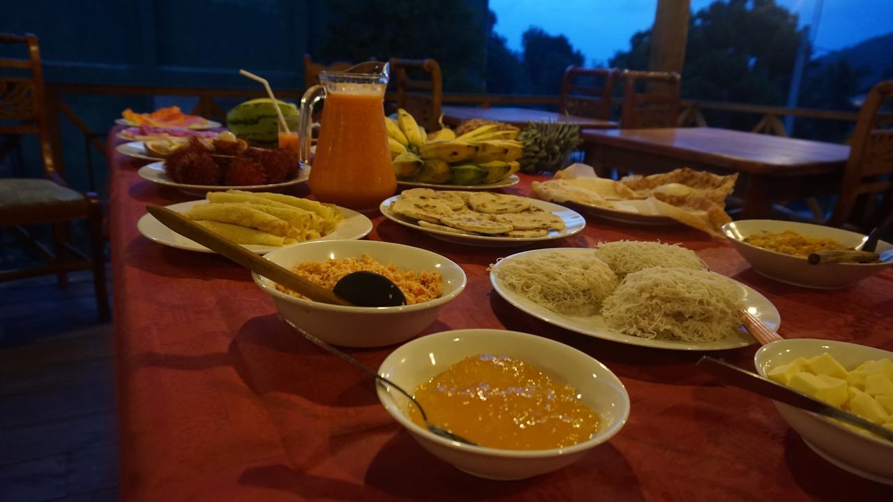 Hotel Mango Garden Kandy Bagian luar foto