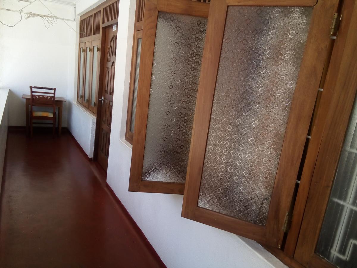 Hotel Mango Garden Kandy Bagian luar foto