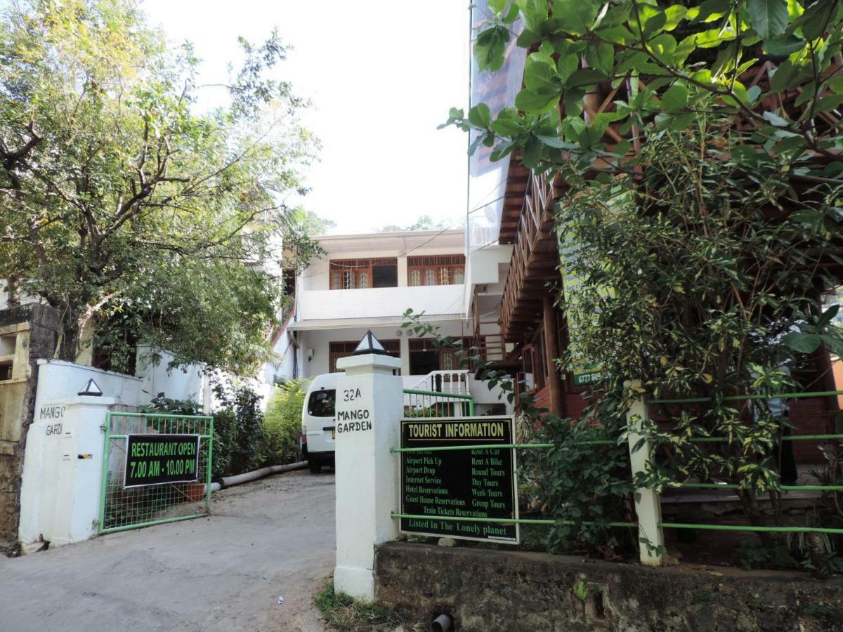 Hotel Mango Garden Kandy Bagian luar foto